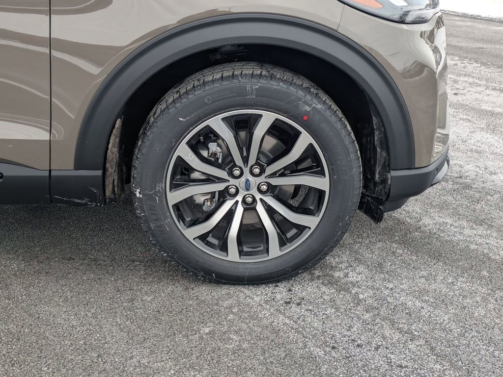 New 2026 Ford Explorer ST-Line image 30