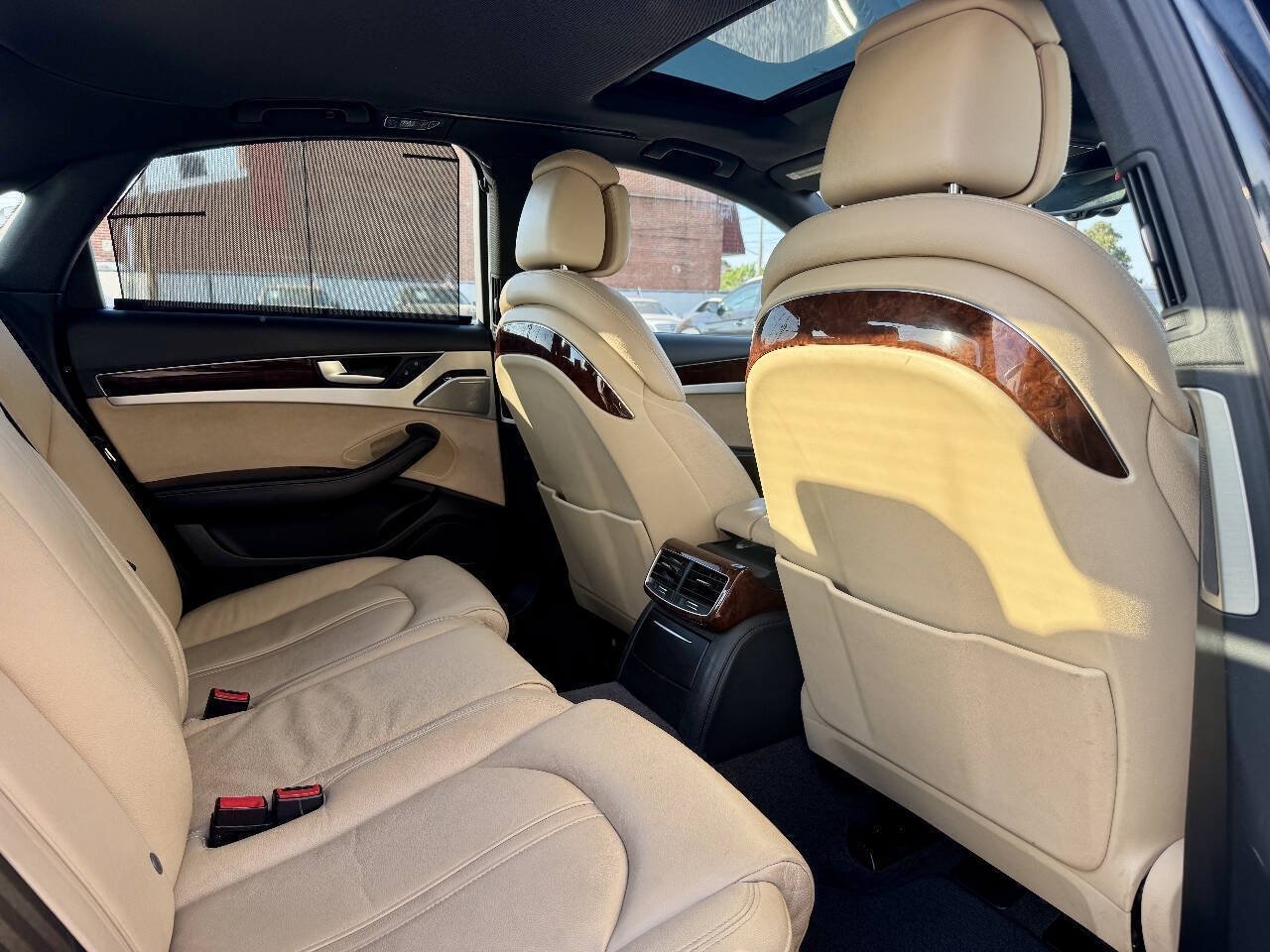 Used 2011 Audi A8 4.2 AWD/4WD image 12