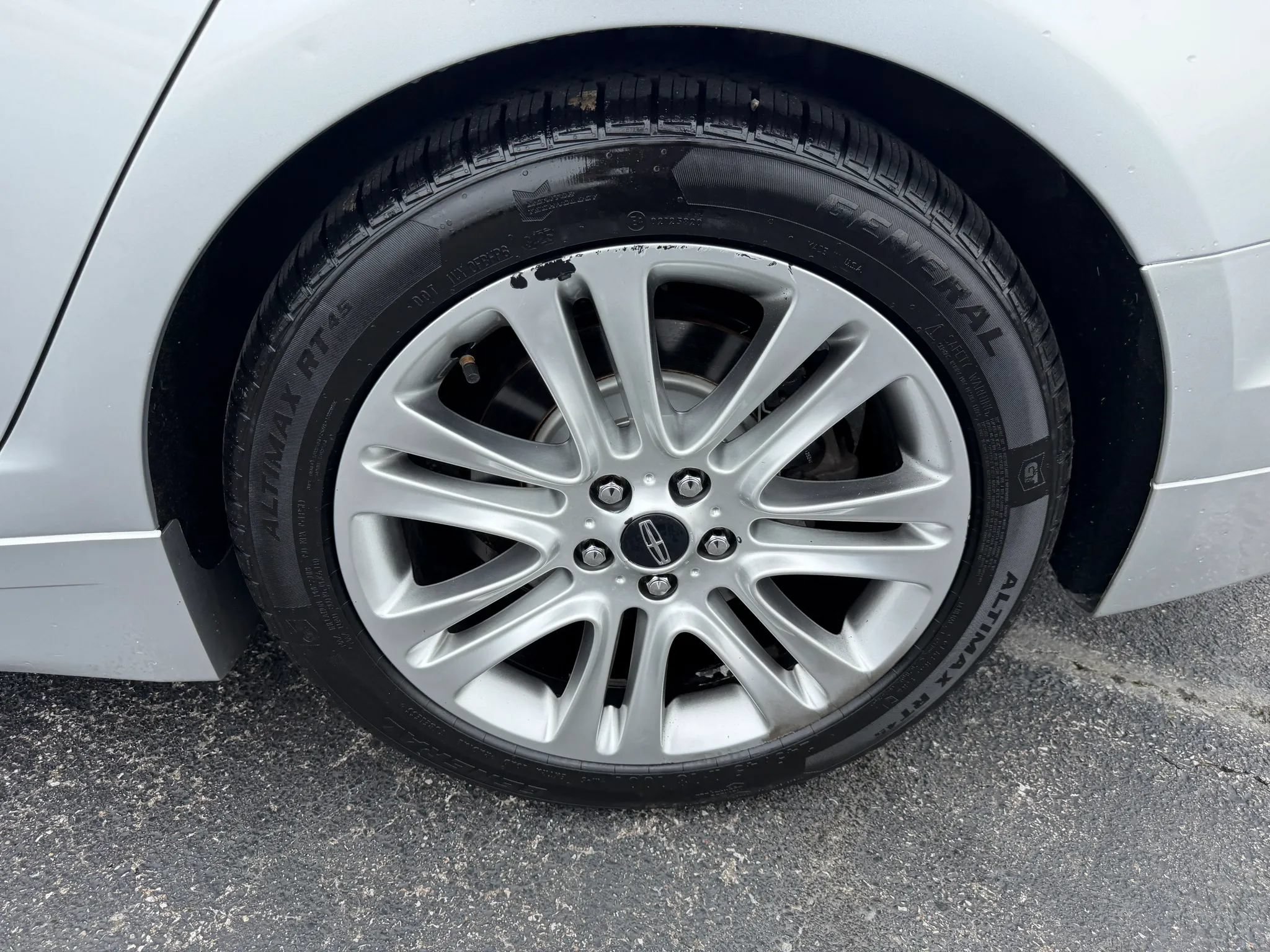 Used 2016 Lincoln MKZ w/ Equipment Group 200A Select FWD image 48