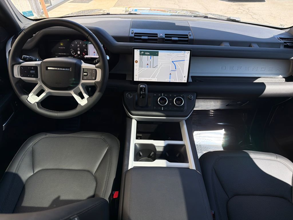Used 2025 Land Rover Defender 110 S image 19