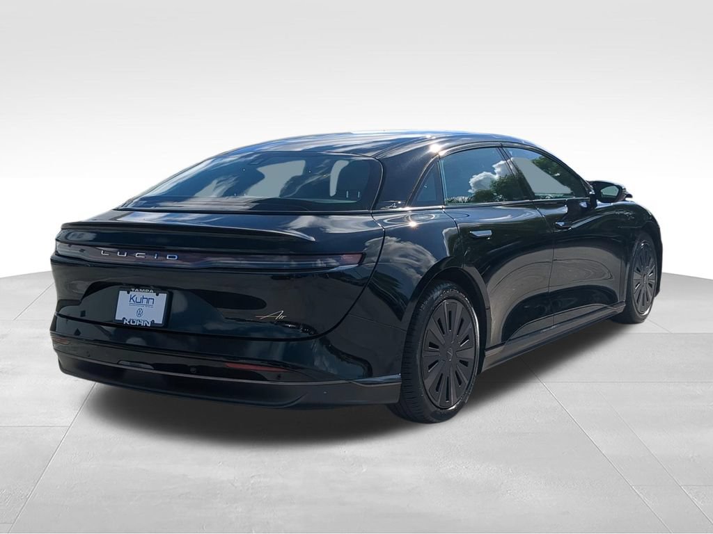 Used 2024 Lucid Air Pure RWD image 3