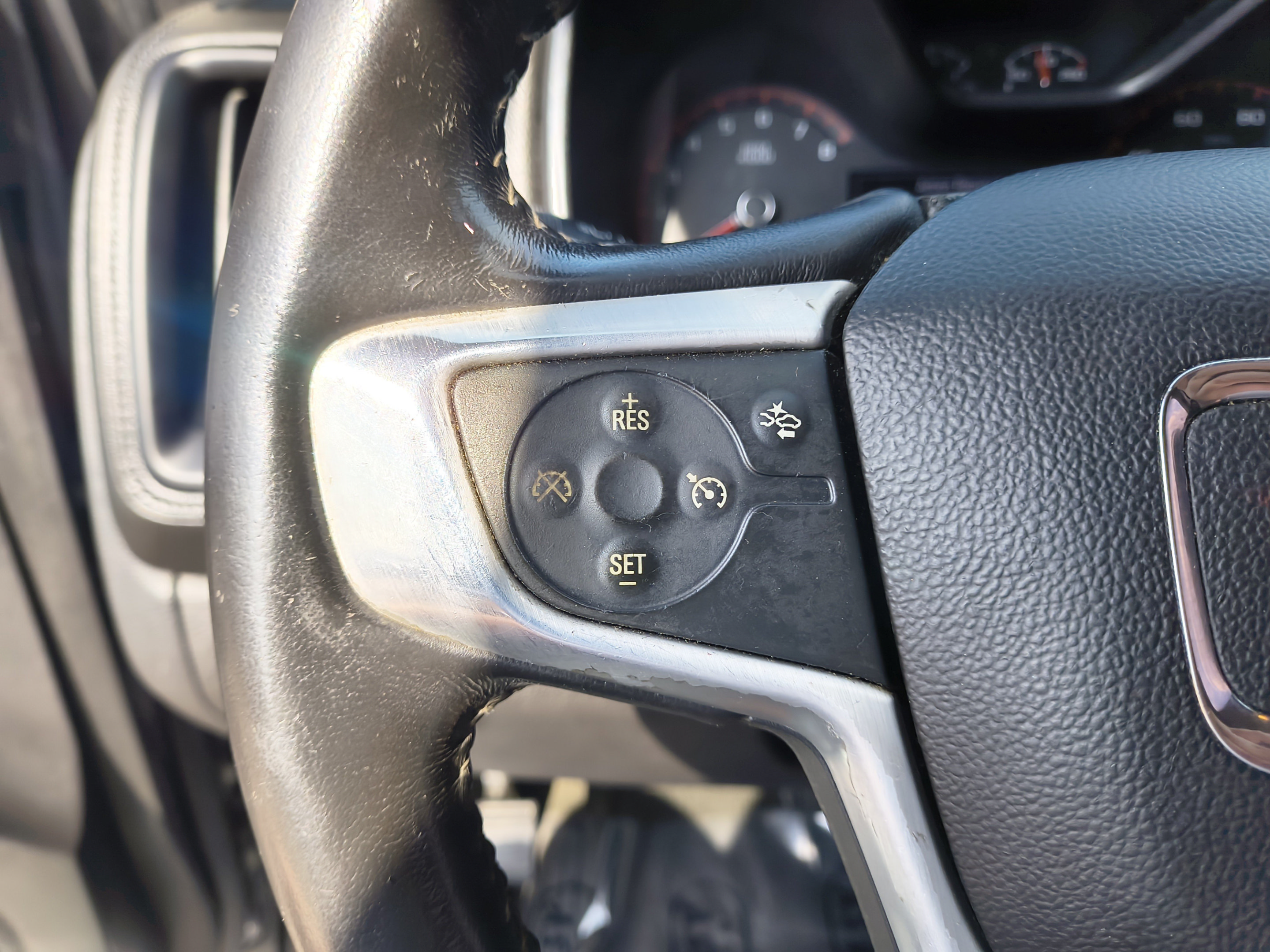 Used 2016 GMC Canyon SLT w/ Driver Alert Package RWD image 29