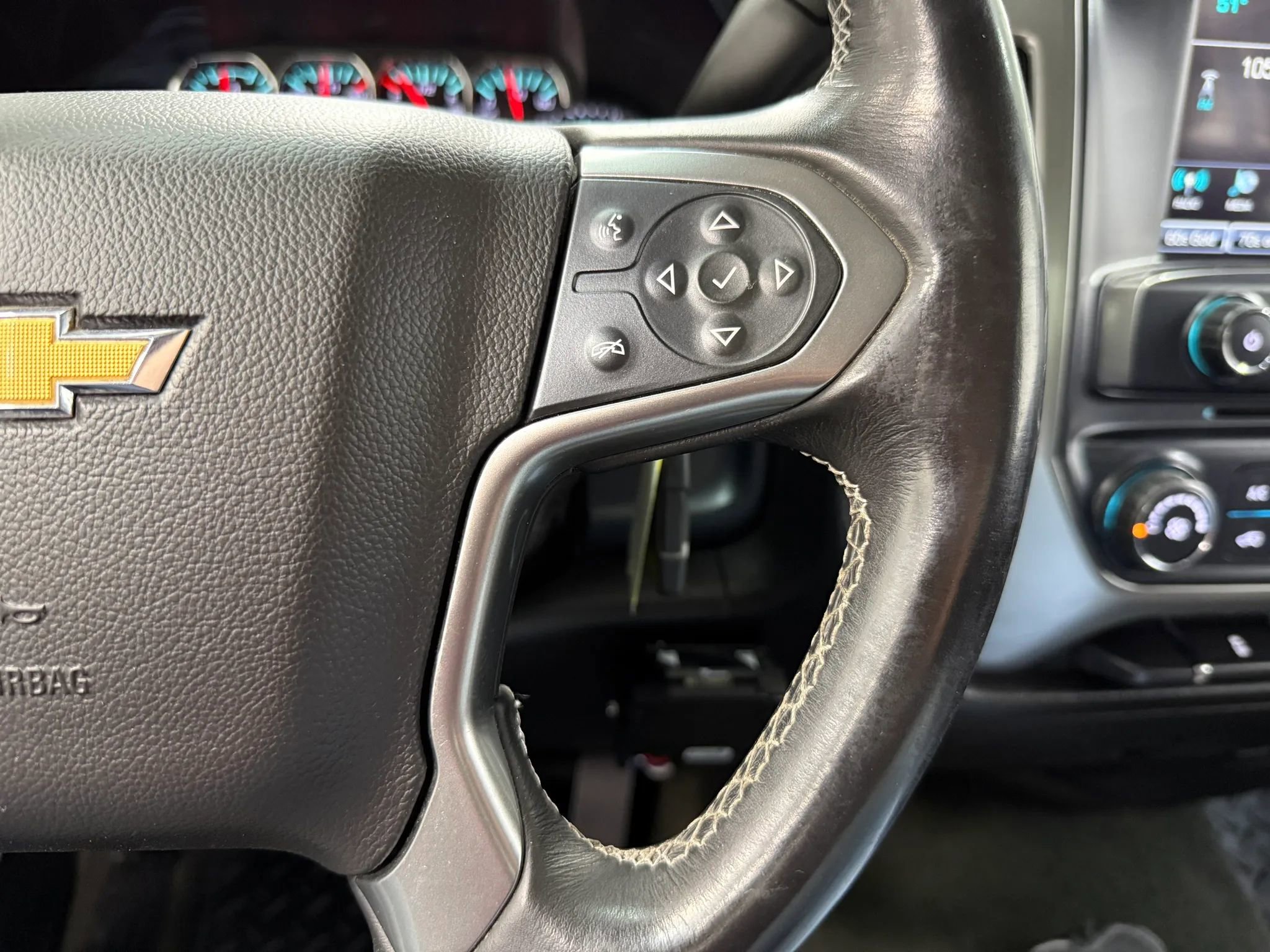 Used 2018 Chevrolet Silverado 2500 LT AWD/4WD image 29