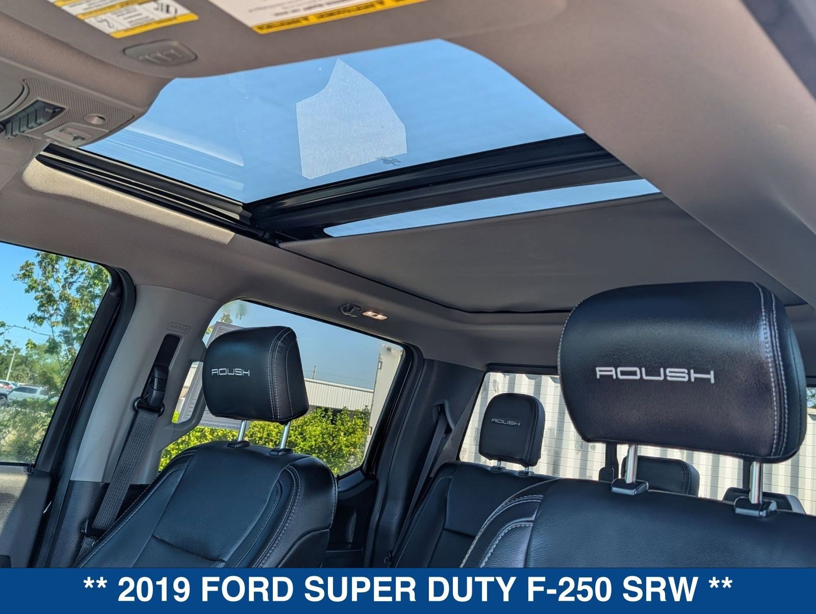 Used 2019 Ford F250 Lariat w/ Lariat Ultimate Package AWD/4WD image 32
