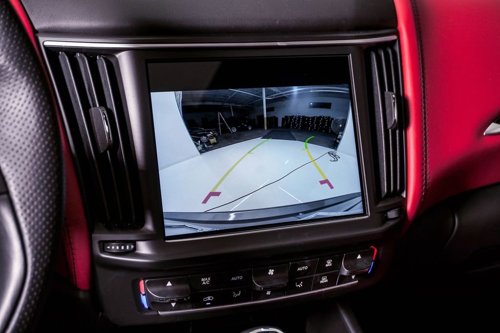 Certified 2022 Maserati Levante Modena image 23