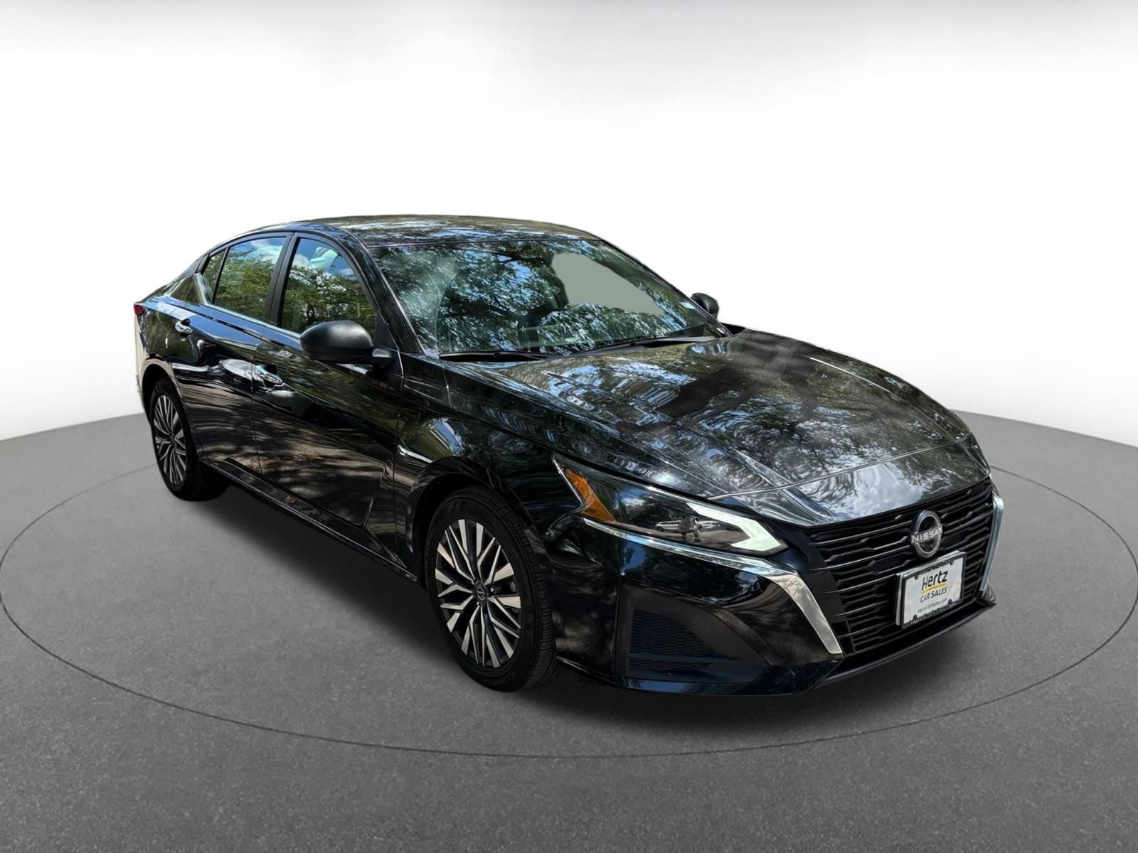 Used 2025 Nissan Altima 2.5 SV FWD video 2
