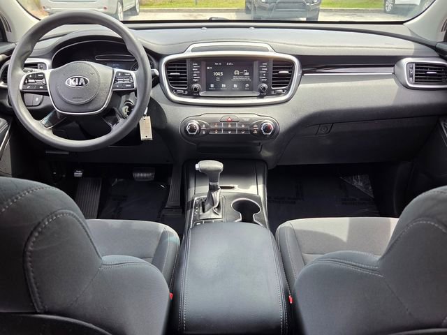 Used 2019 Kia Sorento L FWD image 12