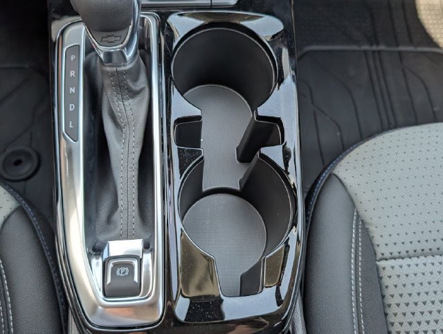 New 2026 Chevrolet Trax LT w/ Sunroof Package FWD image 22