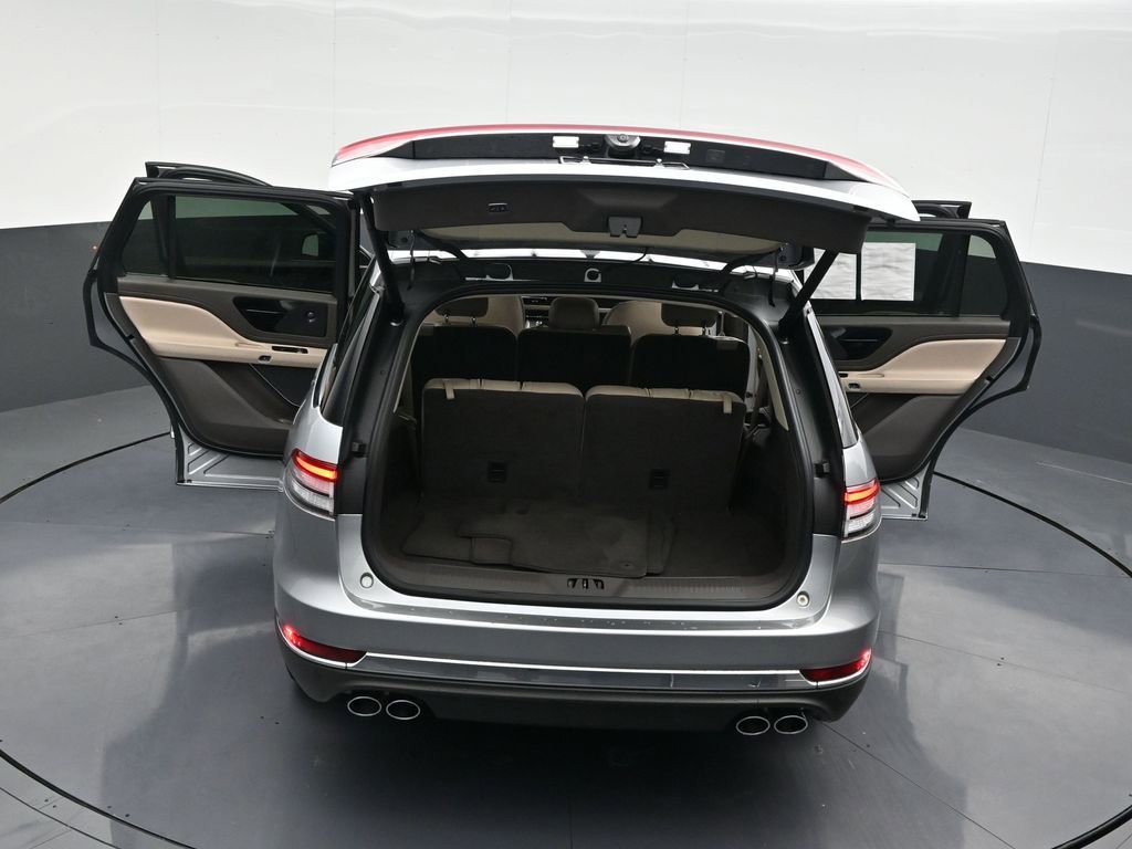 Used 2023 Lincoln Aviator Reserve image 38