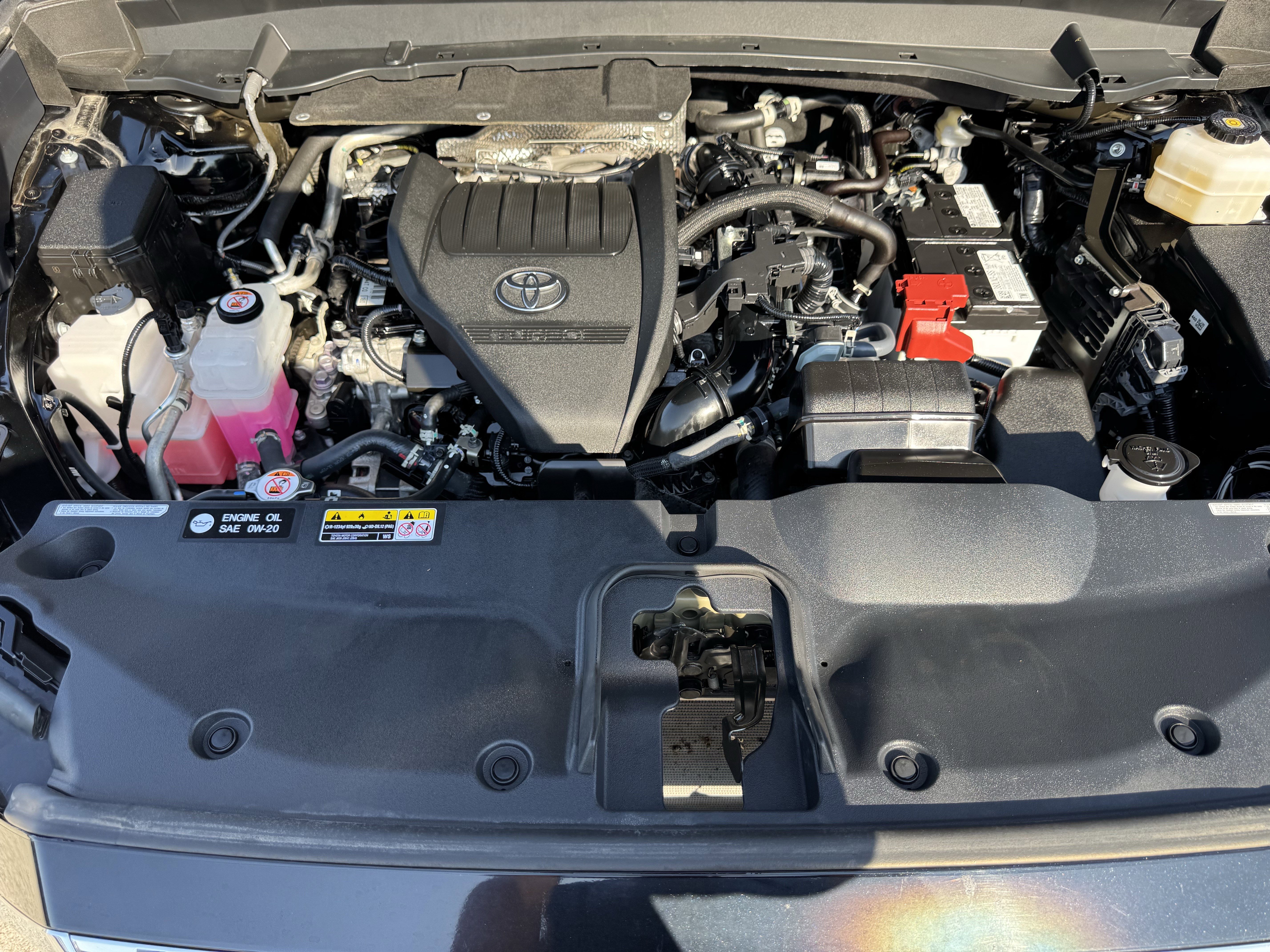 Used 2025 Toyota Grand Highlander FWD image 32