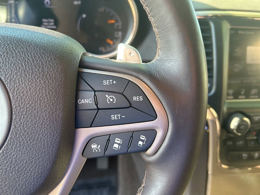 Used 2016 Jeep Grand Cherokee Summit w/ Platinum Series Group image 22