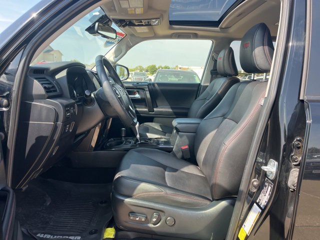 Used 2020 Toyota 4Runner TRD Off-Road Premium image 14