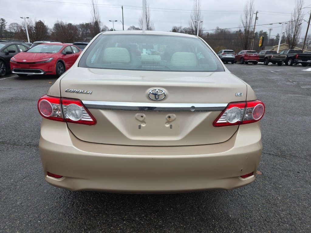 Used 2012 Toyota Corolla LE image 5