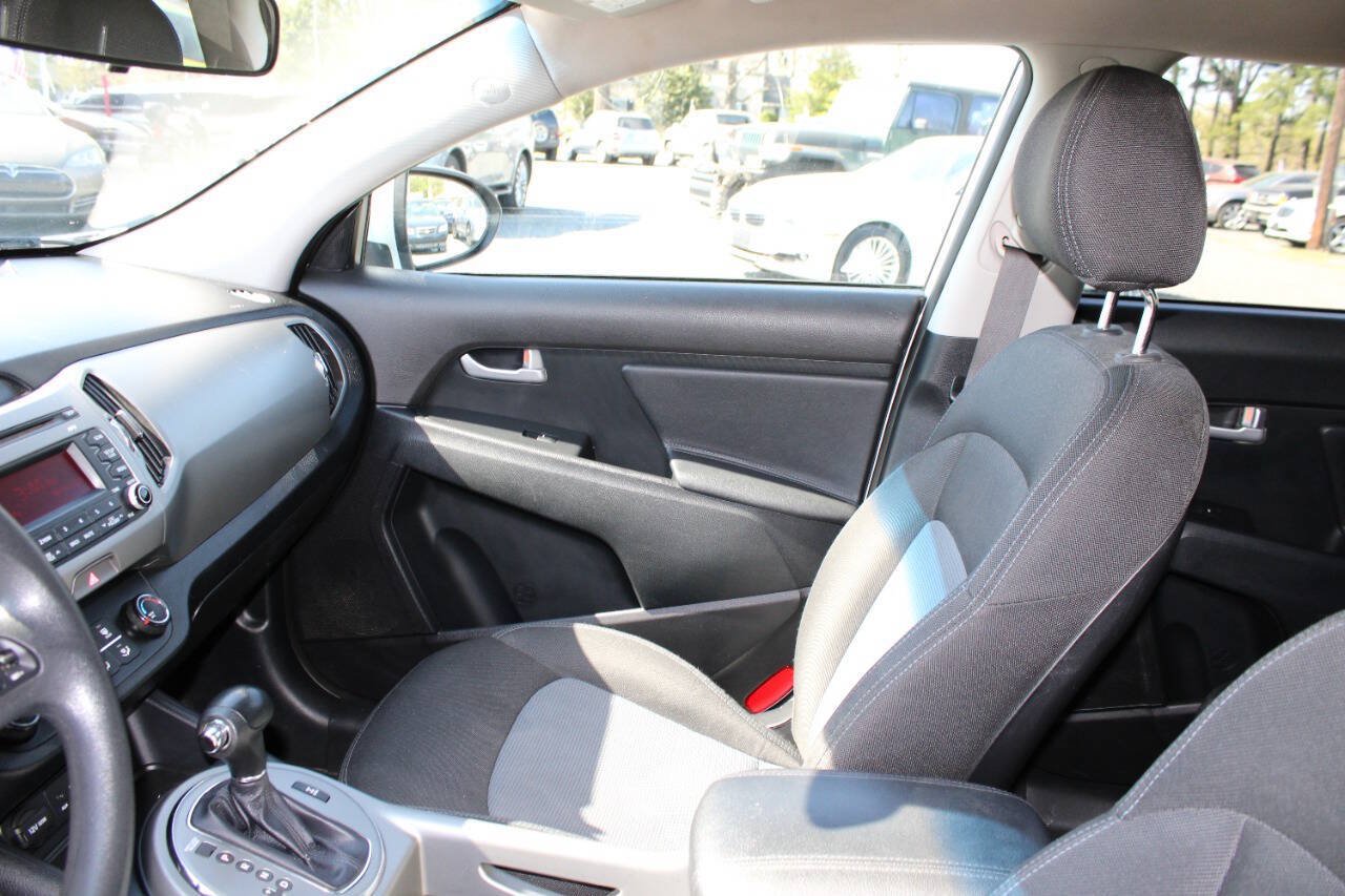 Used 2016 Kia Sportage LX AWD/4WD image 14