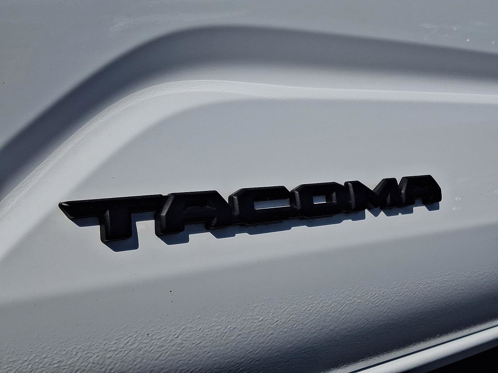 Used 2024 Toyota Tacoma TRD Off-Road AWD/4WD image 28