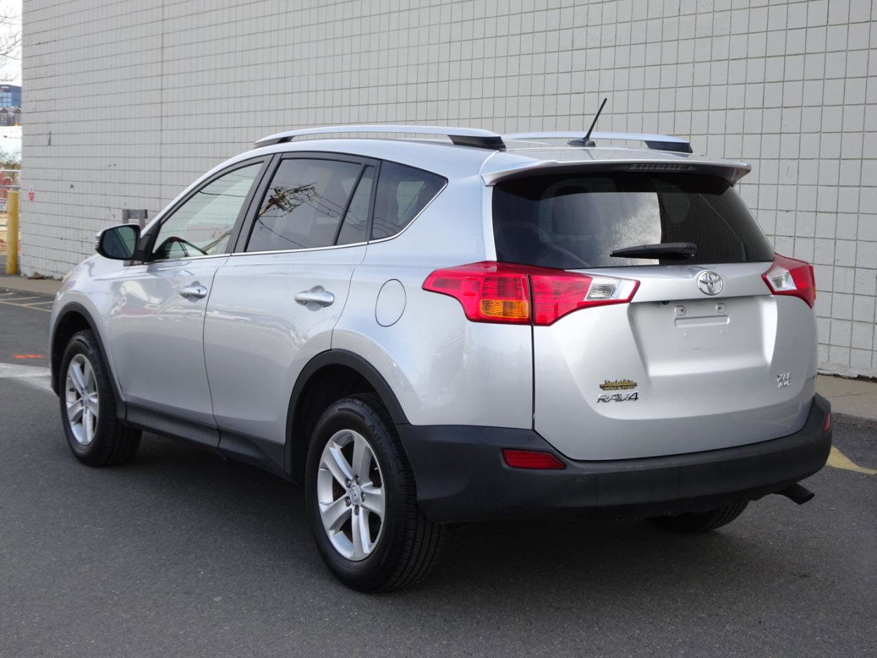 Used 2014 Toyota RAV4 XLE image 5