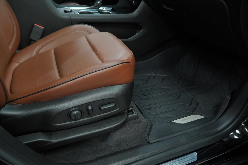 Used 2019 Chevrolet Traverse High Country w/ LPO, Floor Liner Package AWD/4WD image 47