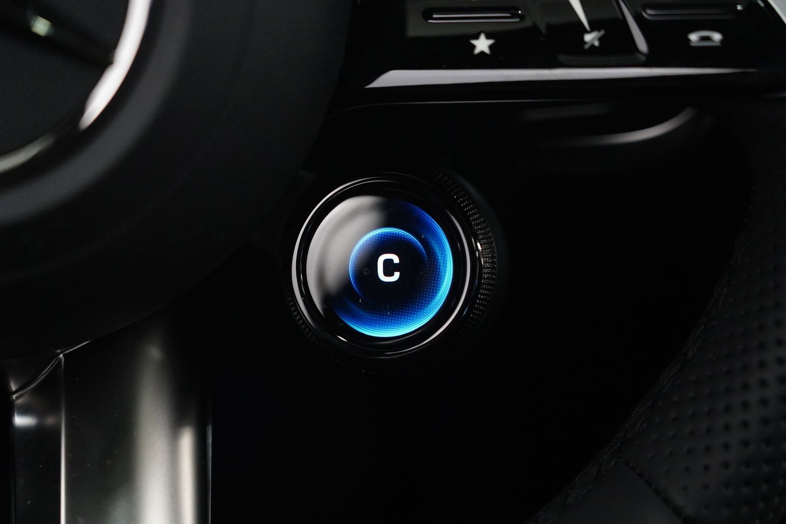 New 2026 Mercedes-Benz C 43 AMG 4MATIC Sedan image 23