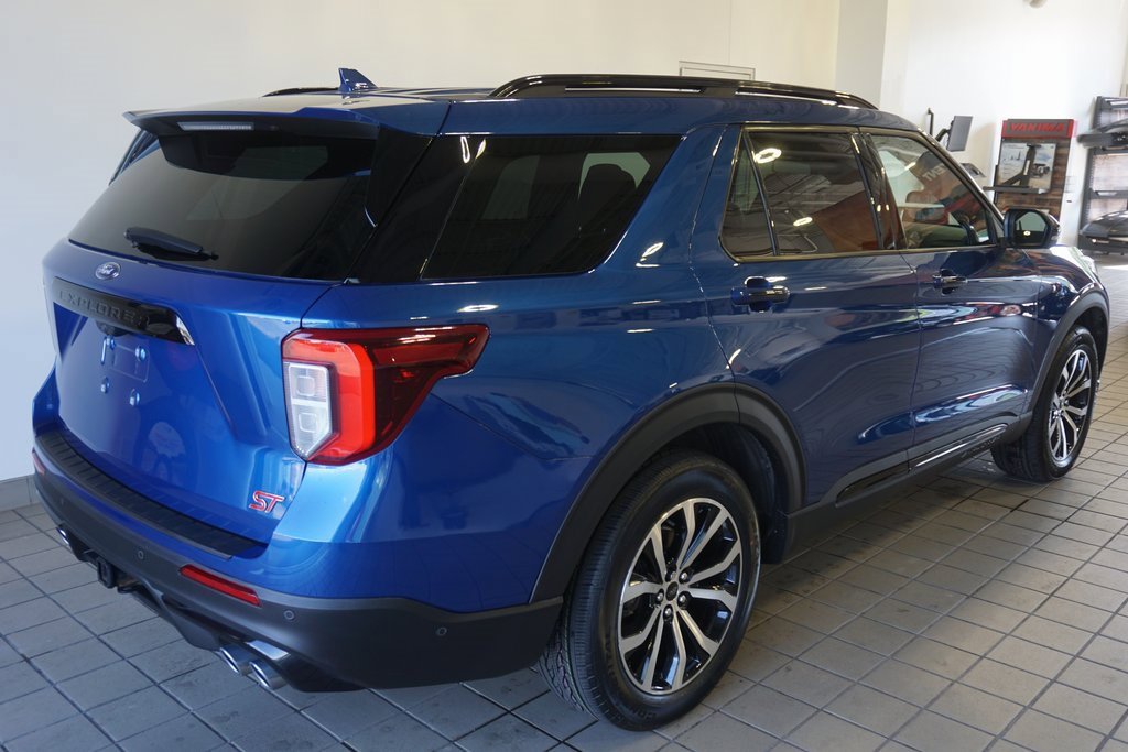 Used 2020 Ford Explorer ST w/ Premium Technology Package image 16