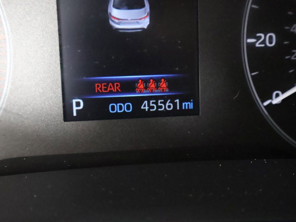 Used 2023 Toyota Corolla LE image 34