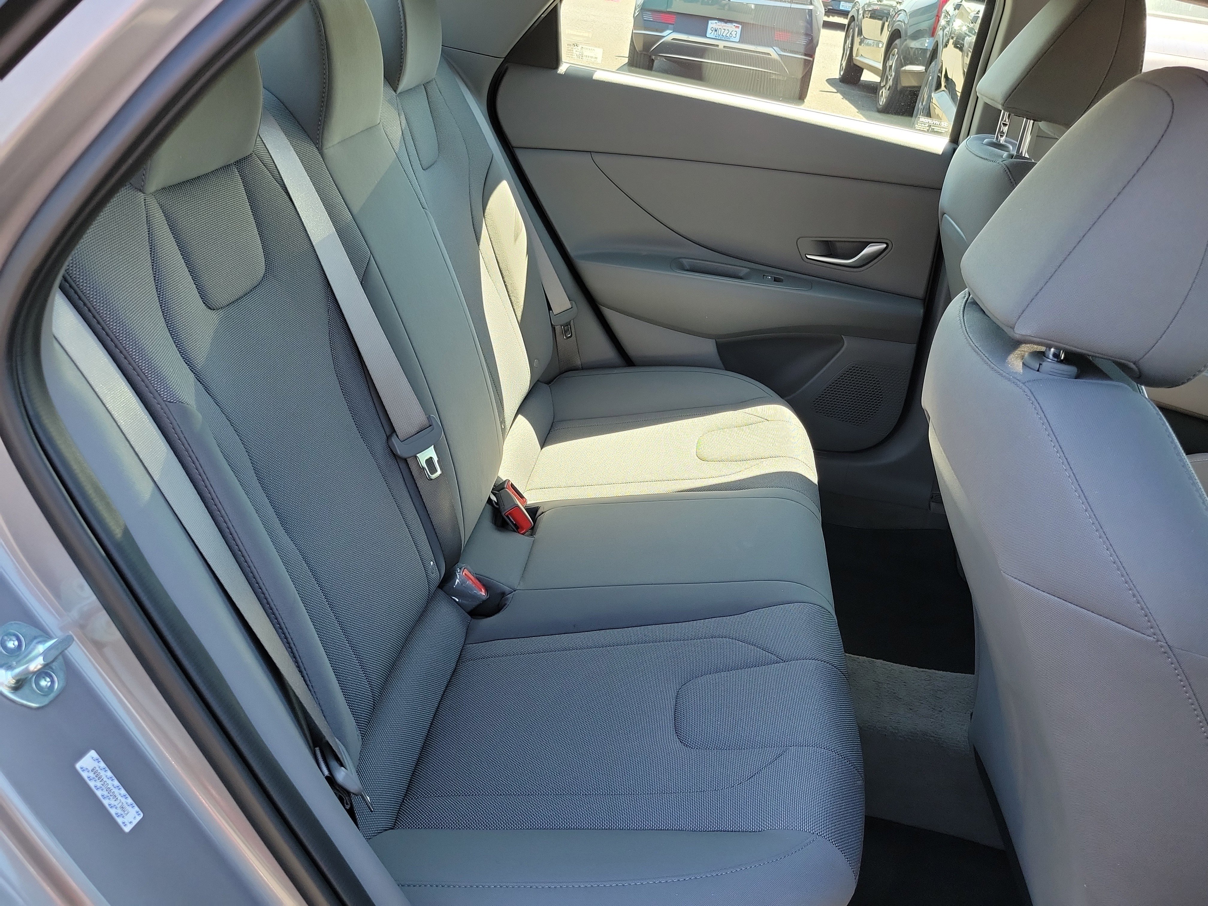 Certified 2023 Hyundai Elantra SE FWD image 21