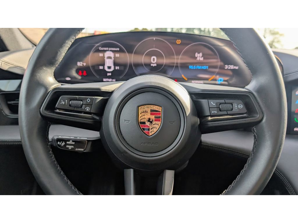 Used 2020 Porsche Taycan 4S image 20