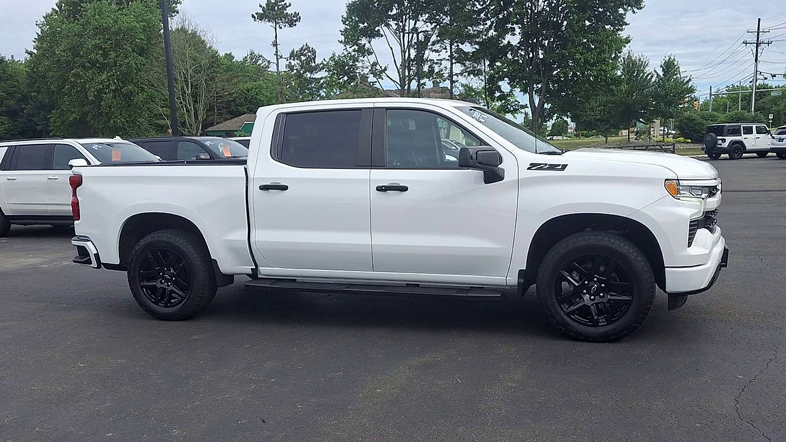 Certified 2023 Chevrolet Silverado 1500 RST AWD/4WD image 4