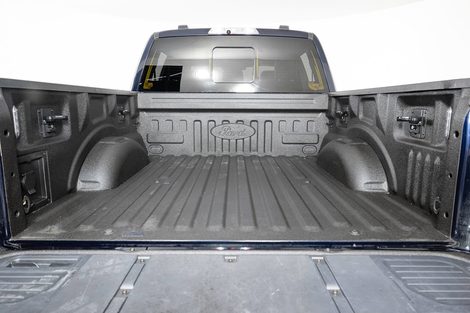 Used 2023 Ford F150 Raptor AWD/4WD image 21