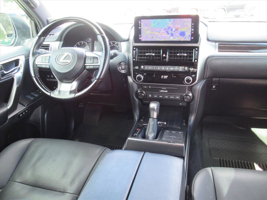 Used 2022 Lexus GX 460 Premium w/ Premium Package image 13