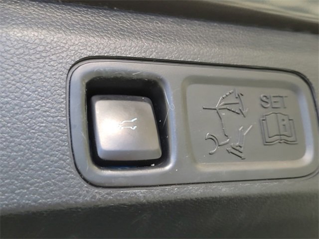 Used 2021 Ford Expedition Max Limited image 16