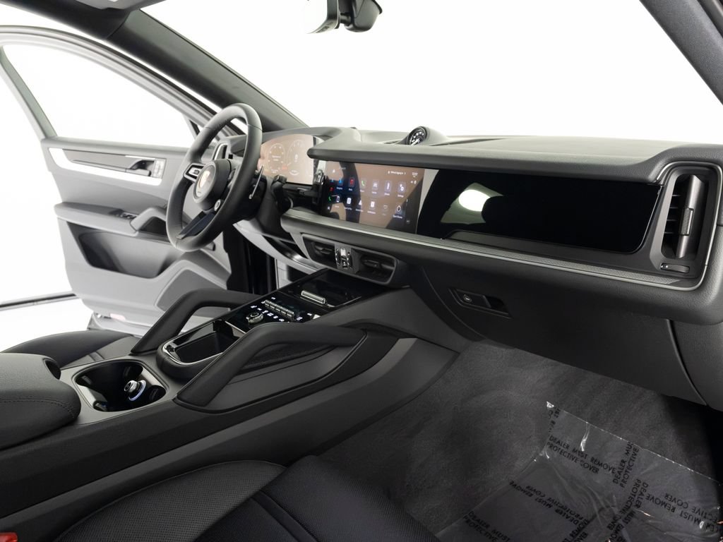 New 2026 Porsche Cayenne Coupe AWD/4WD image 34