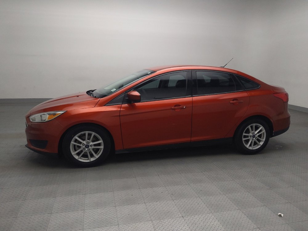Used 2018 Ford Focus SE image 2