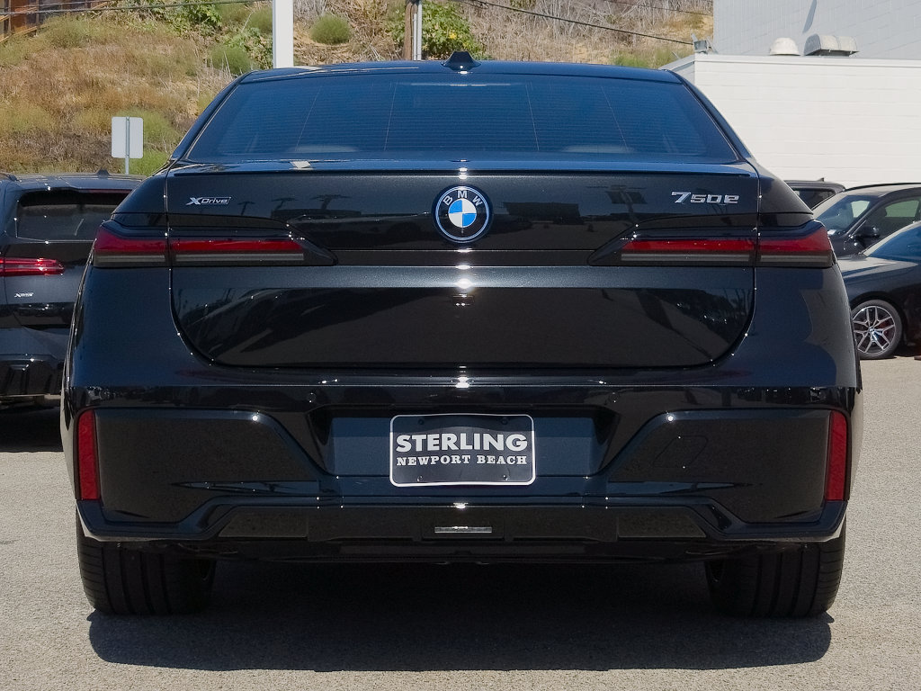New 2026 BMW 750e xDrive w/ Premium Package AWD/4WD image 17