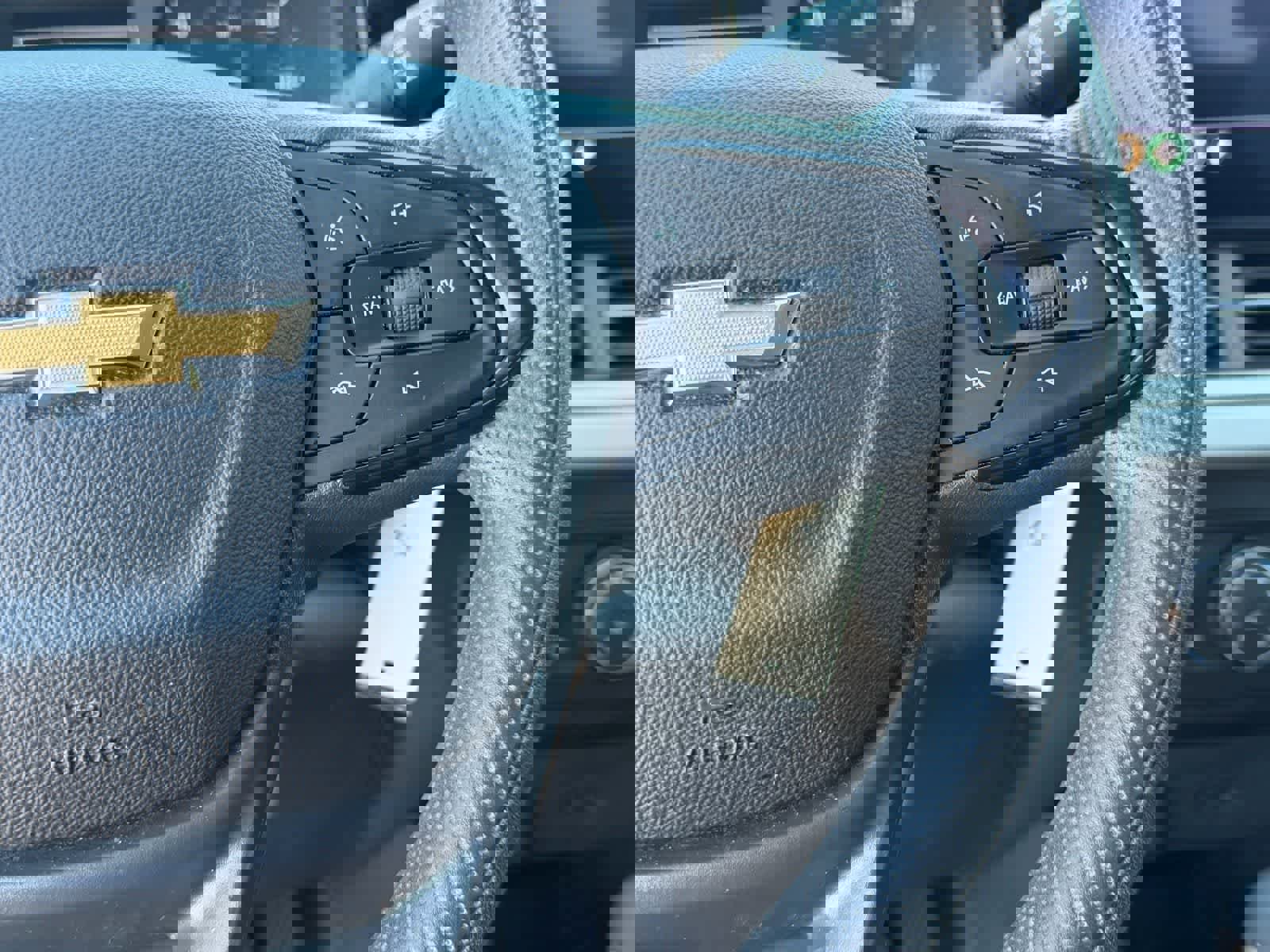 Used 2024 Chevrolet Trax LS w/ LS Convenience Package image 17