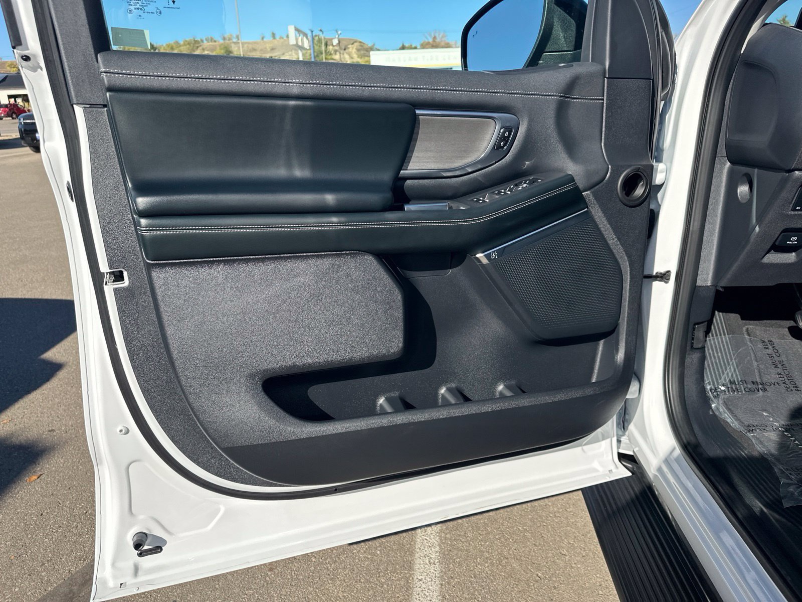 Used 2026 Ford Expedition Max Platinum AWD/4WD image 16