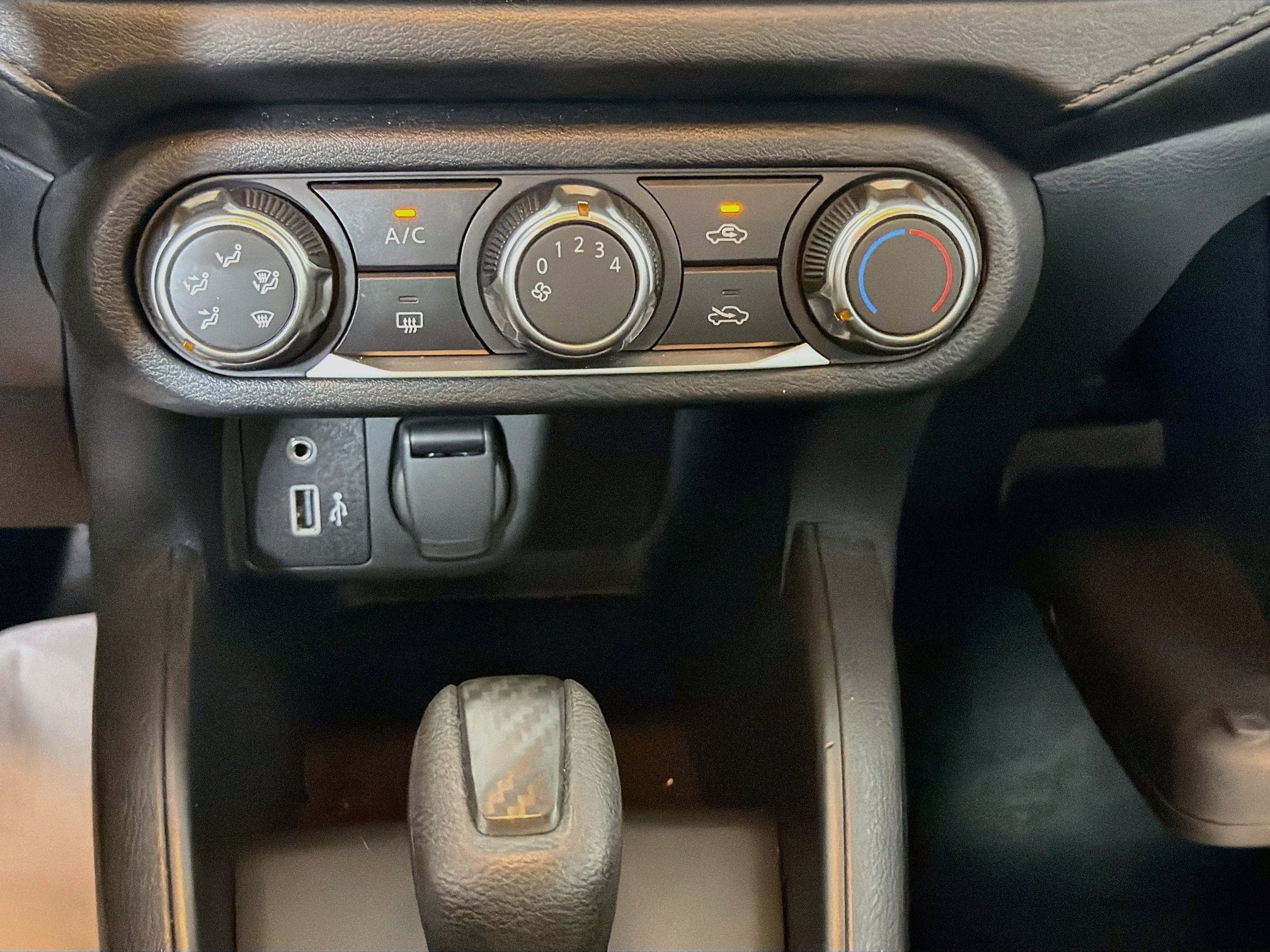 Used 2025 Nissan Versa S w/ Trunk Package FWD image 22