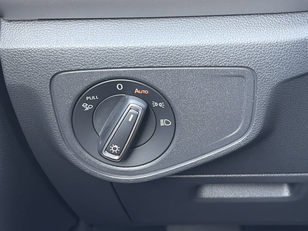 Certified 2023 Volkswagen Atlas SE FWD image 13