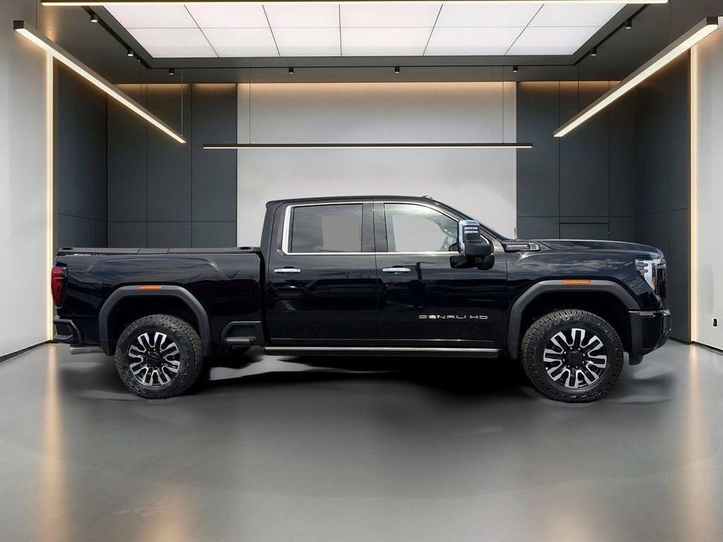 Used 2024 GMC Sierra 2500 Denali Ultimate AWD/4WD image 7