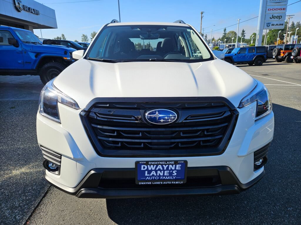 Used 2024 Subaru Forester Premium AWD/4WD image 7