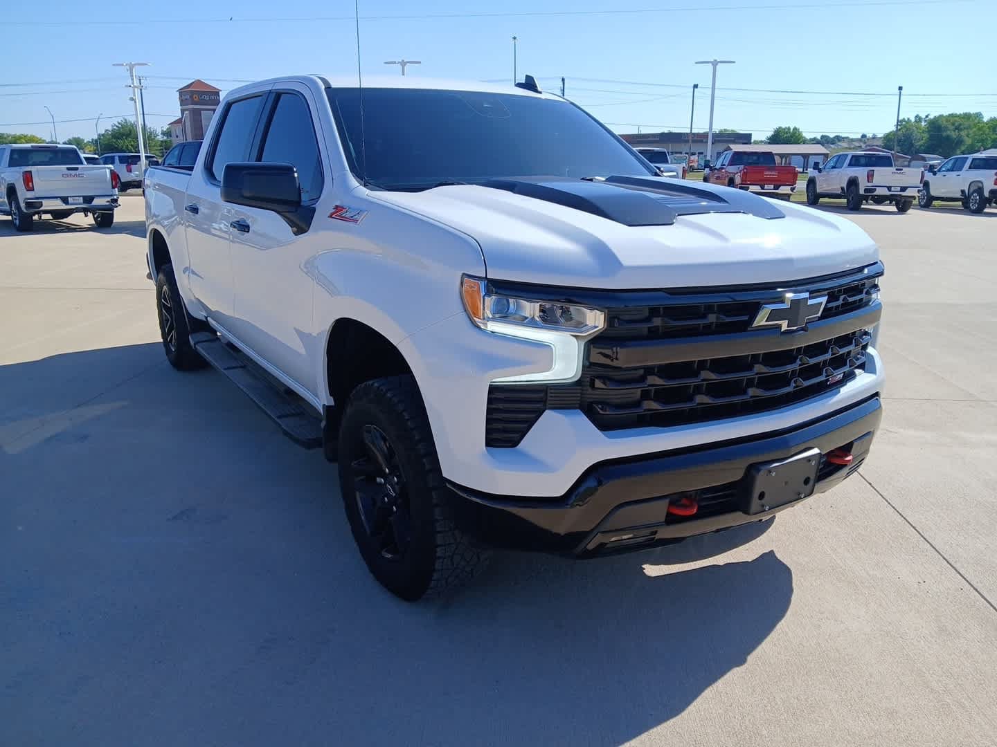 Used 2023 Chevrolet Silverado 1500 LT Trail Boss w/ Protection Package AWD/4WD image 13