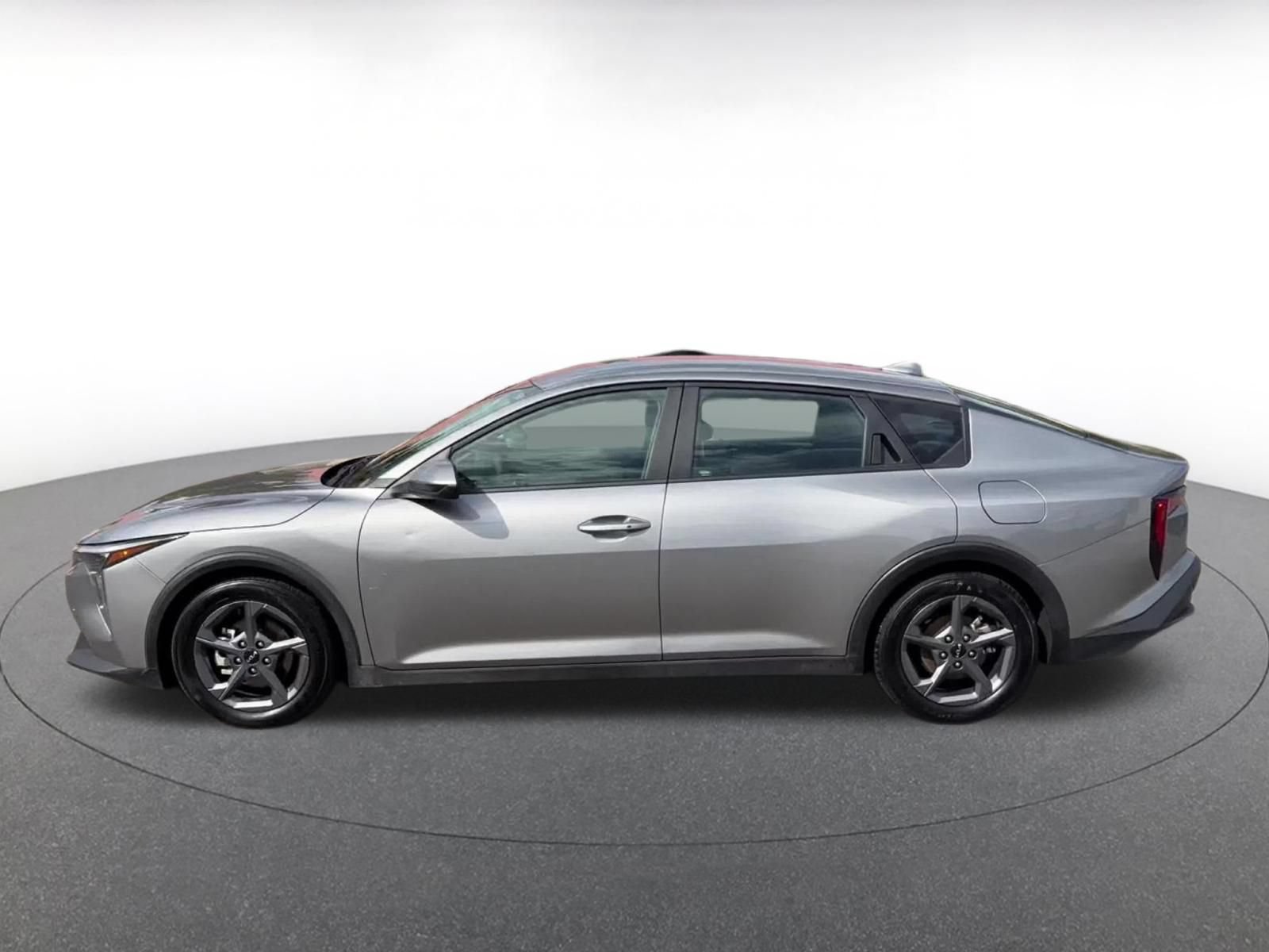 Used 2025 Kia K4 FWD image 9