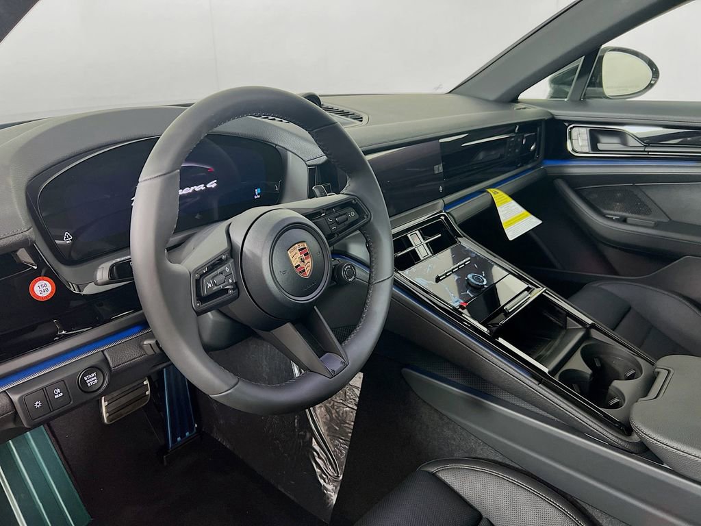 New 2026 Porsche Panamera 4 image 4