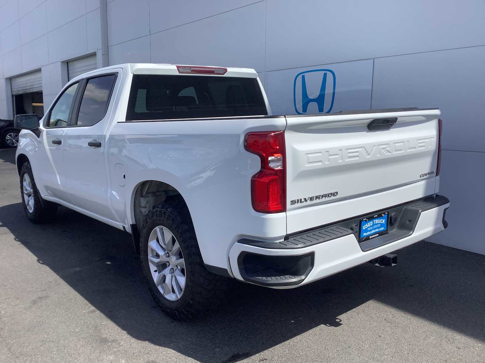 Used 2022 Chevrolet Silverado 1500 Custom image 4