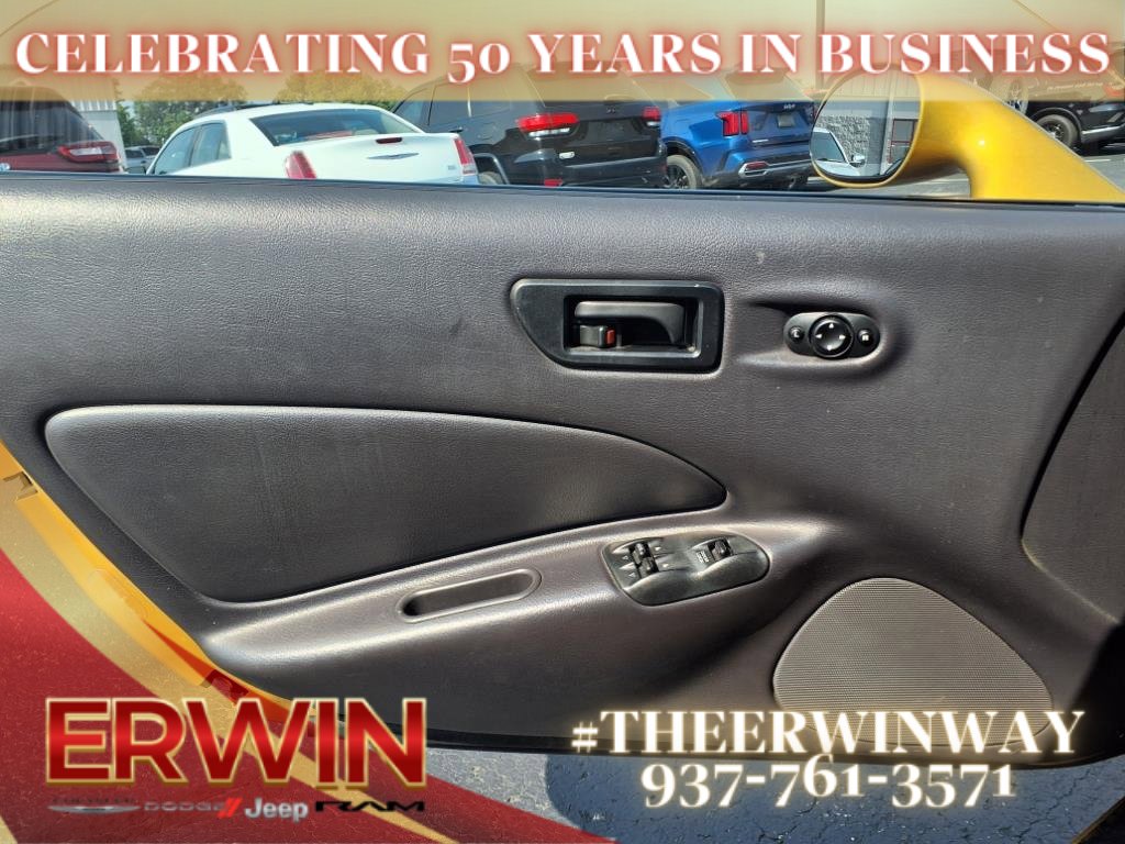 Used 2002 Chrysler Prowler image 18