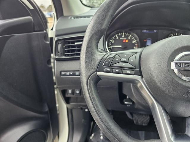 Used 2021 Nissan Rogue Sport S image 22