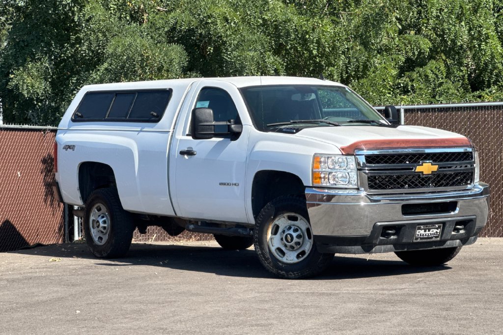 Used 2014 Chevrolet Silverado 2500 W/T AWD/4WD image 2