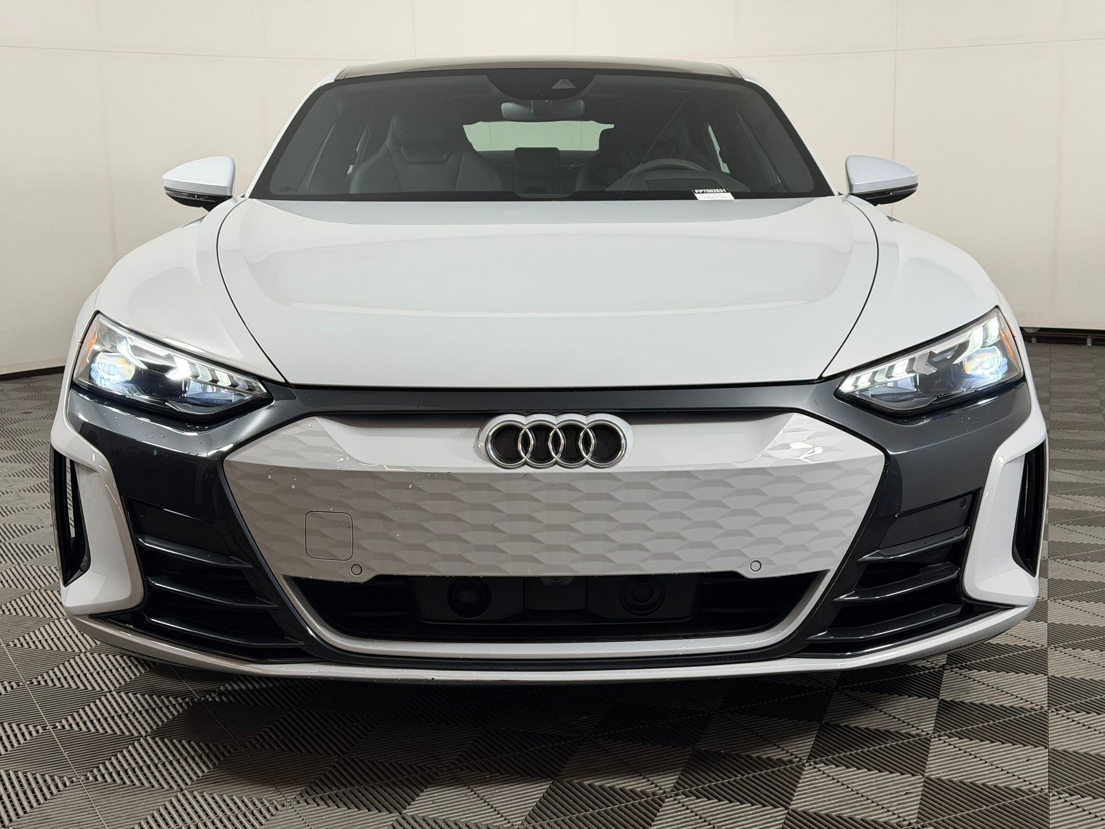 Used 2023 Audi e-tron GT Premium Plus AWD/4WD image 6
