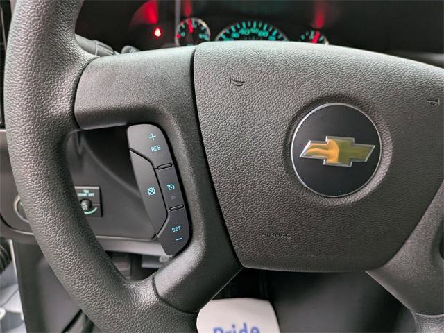 New 2025 Chevrolet Express 3500 w/ Driver Convenience Package image 16