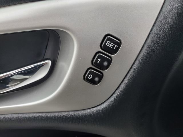 Used 2020 Nissan Pathfinder SL image 19