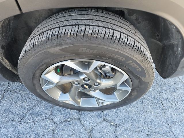 Used 2025 Chevrolet Trax LT w/ LT Convenience Package image 25